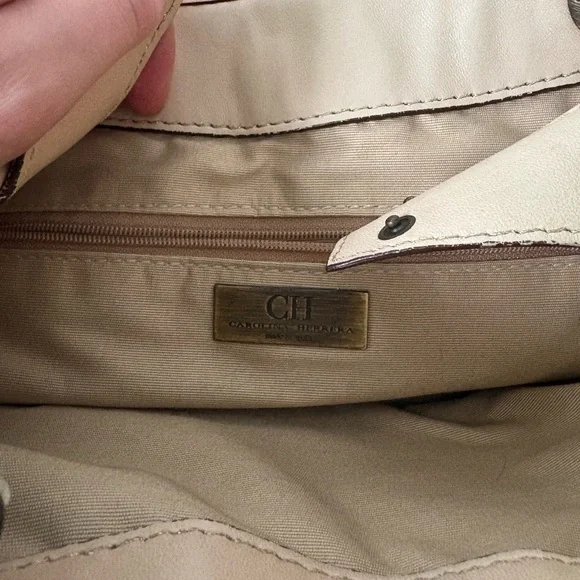 Carolina Herrera Vintage Chain Shoulder Bag - Picture 7 of 7